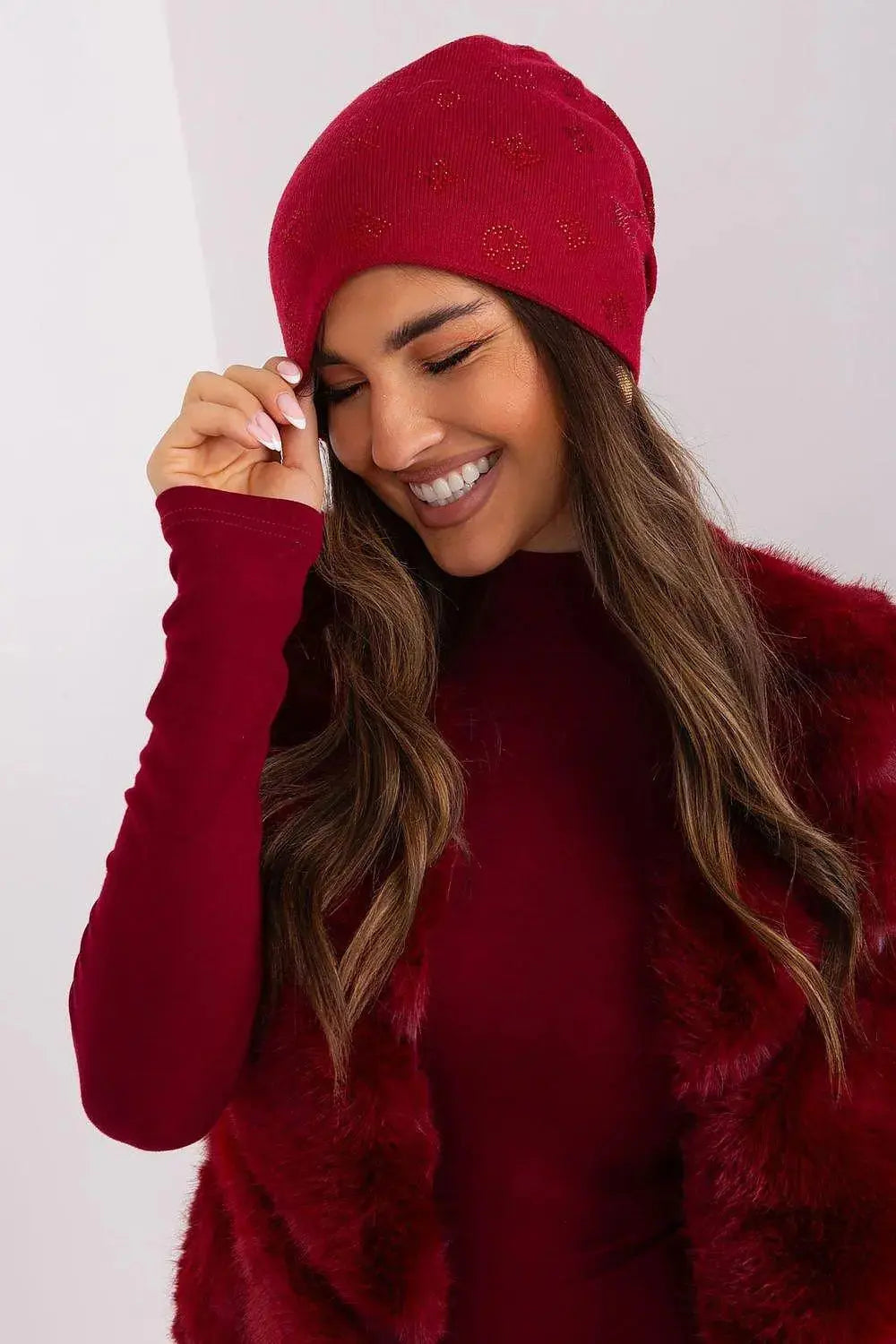 Women's Winter Beanie – Warm Cashmere Blend with Rhinestone Detail  Adomoo