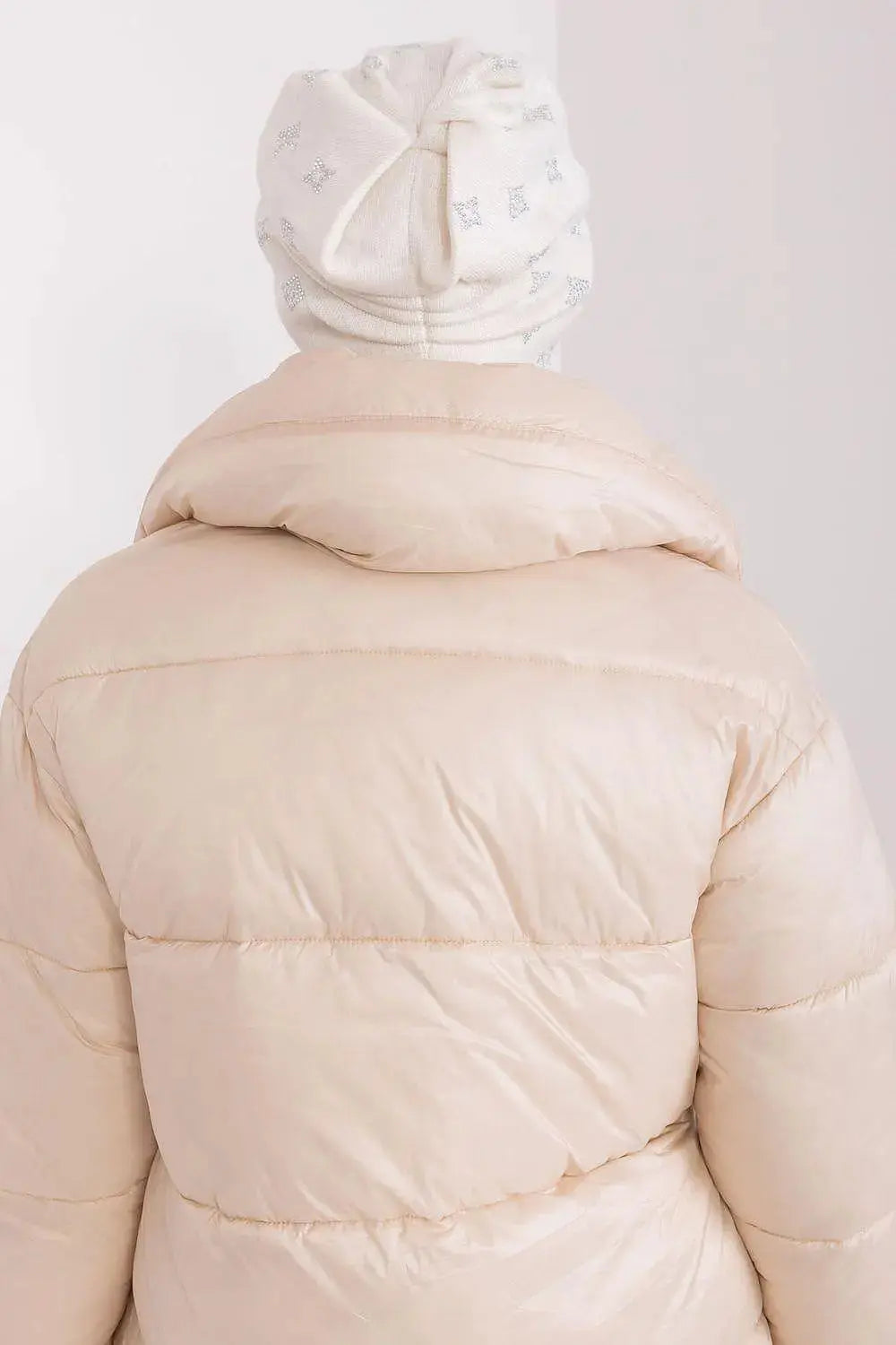 Women's Winter Beanie – Warm Cashmere Blend with Rhinestone Detail  Adomoo