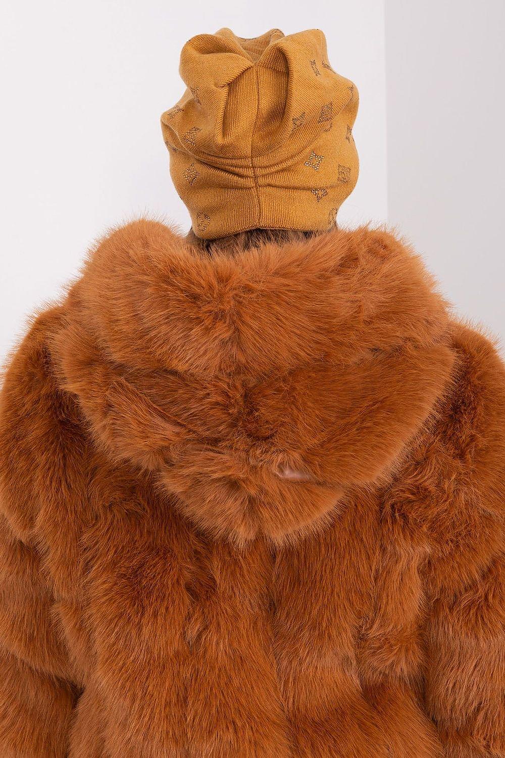 Women's Winter Beanie – Warm Cashmere Blend with Rhinestone Detail  Adomoo