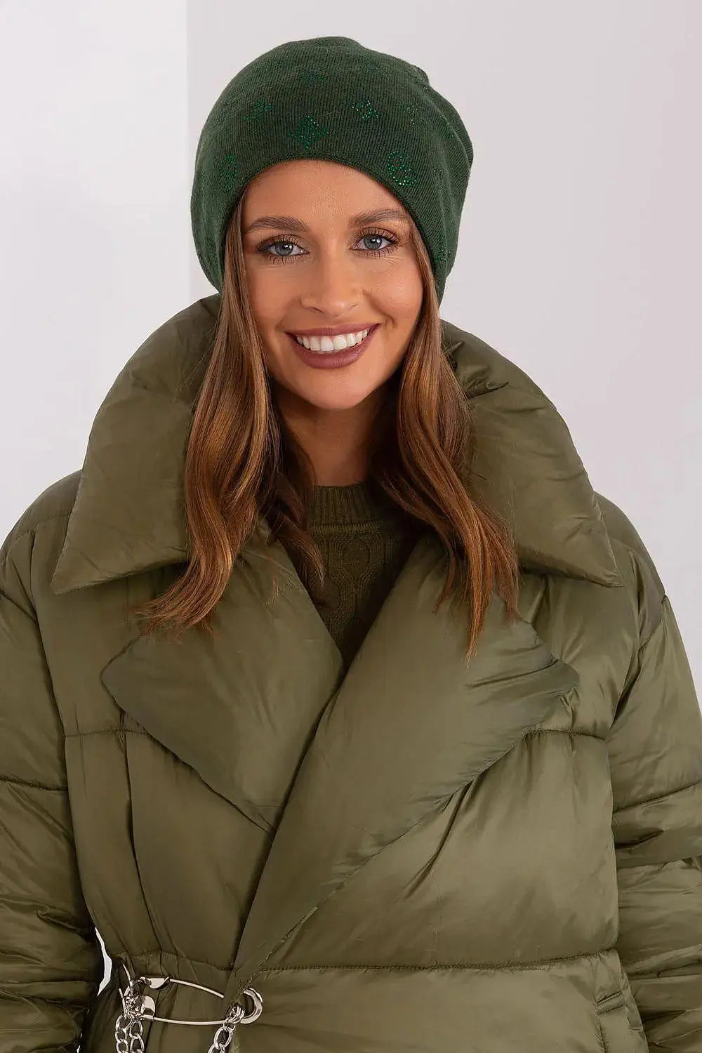 Women's Winter Beanie – Warm Cashmere Blend with Rhinestone Detail  Adomoo