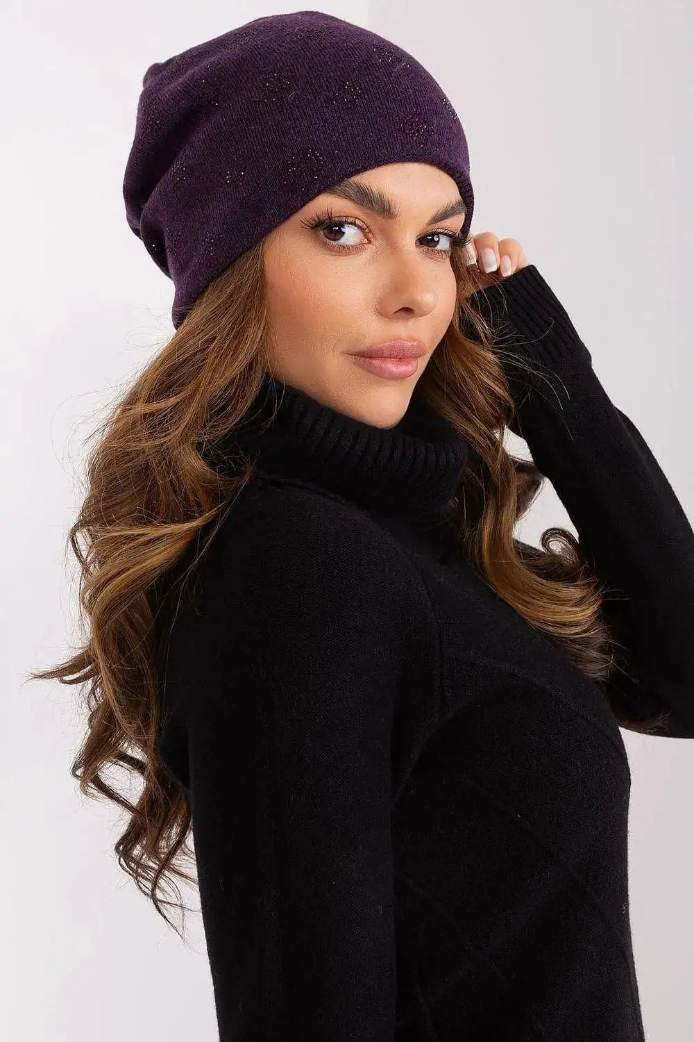 Women's Winter Beanie – Warm Cashmere Blend with Rhinestone Detail  Adomoo