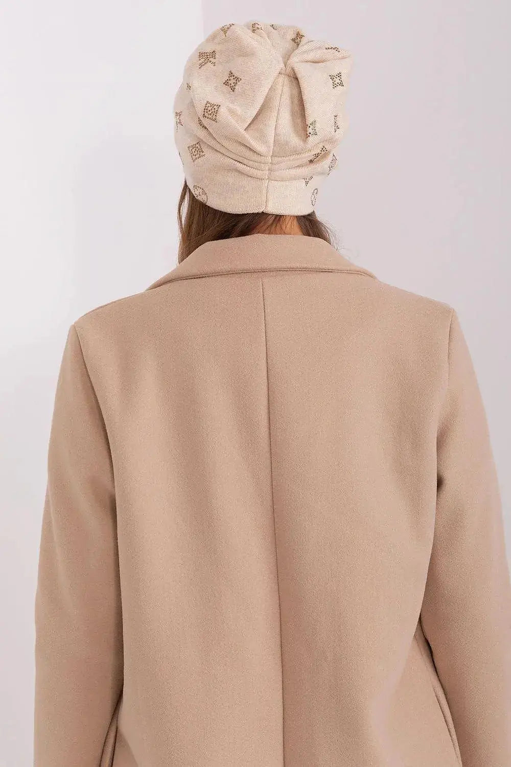 Women's Winter Beanie – Warm Cashmere Blend with Rhinestone Detail  Adomoo