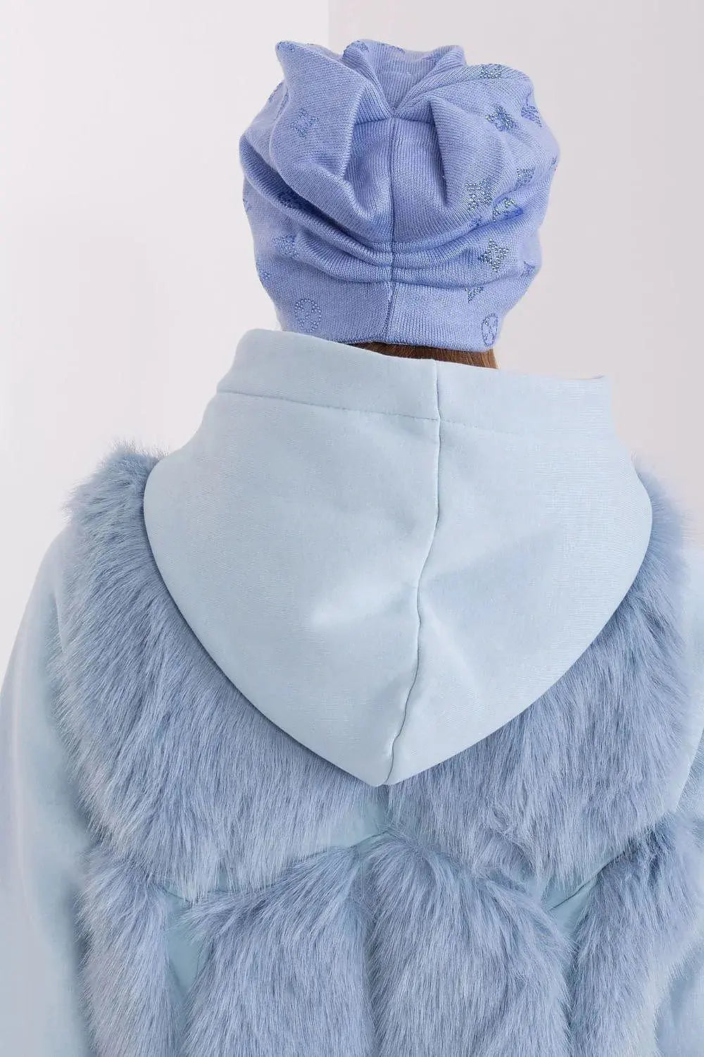 Women's Winter Beanie – Warm Cashmere Blend with Rhinestone Detail  Adomoo