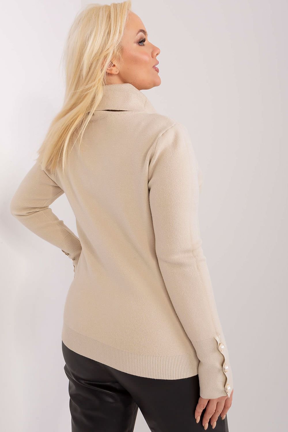 Factory Price lightweight and pleasant viscose turtleneck sweater  Adomoo