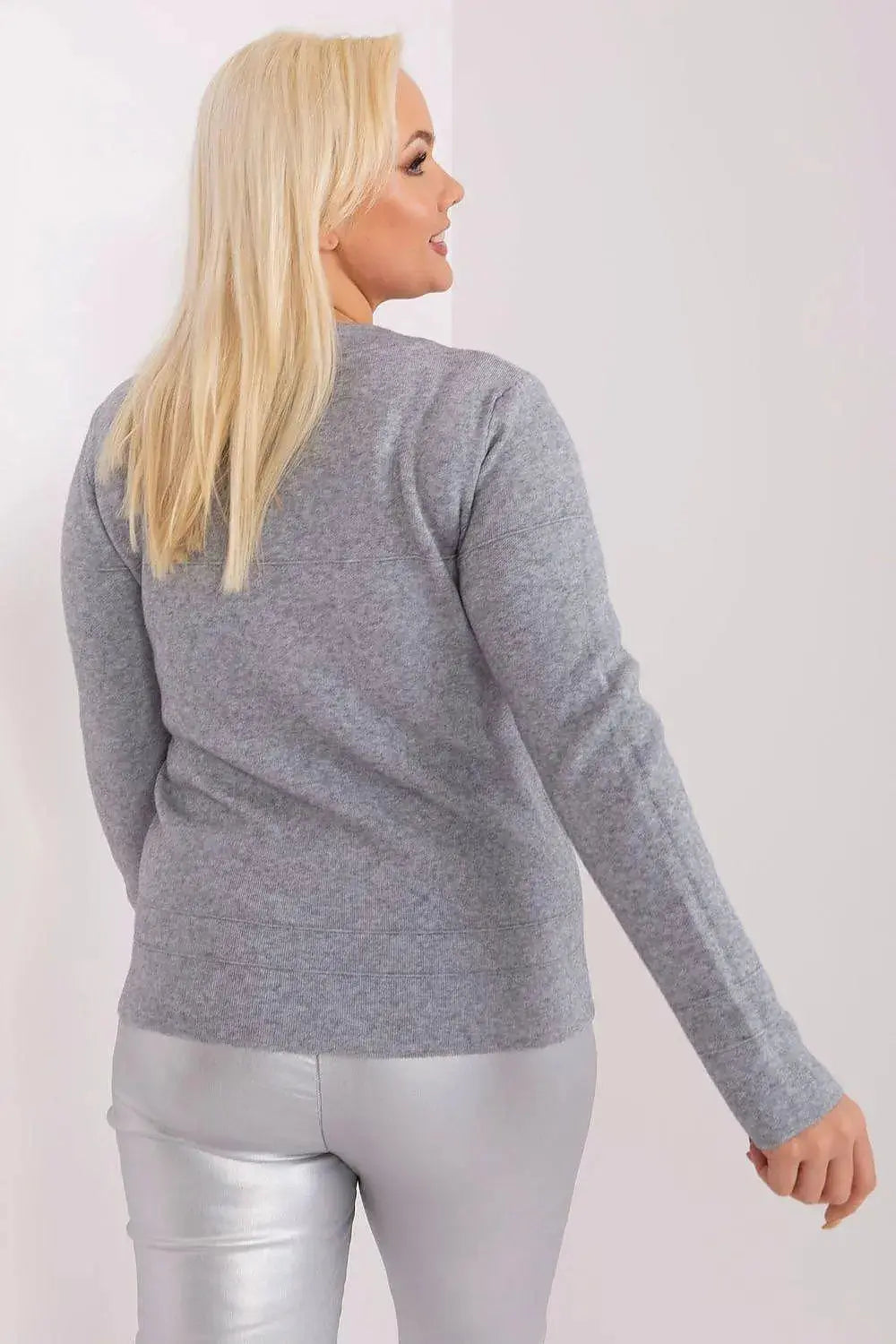 Factory Price skin-friendly viscose womens sweater  Adomoo