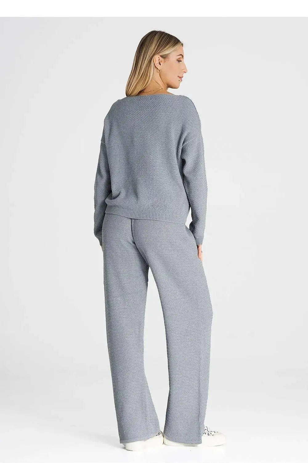 Figl long sleeves blouse and loose pants  Adomoo