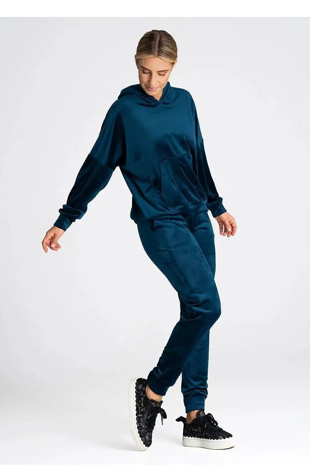 Figl simple cut, long sleeves sweatshirts  Adomoo