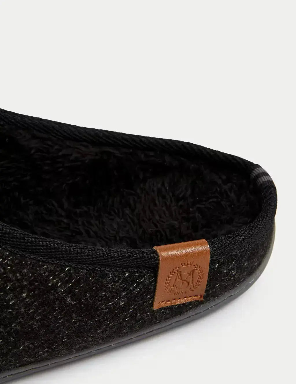 Fleece Lined Mule Slippers with Freshfeet™  Adomoo