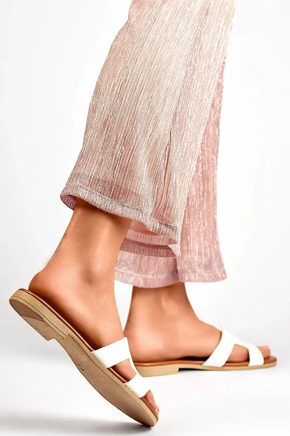 Flip-flops model 197974 PRIMO  Adomoo