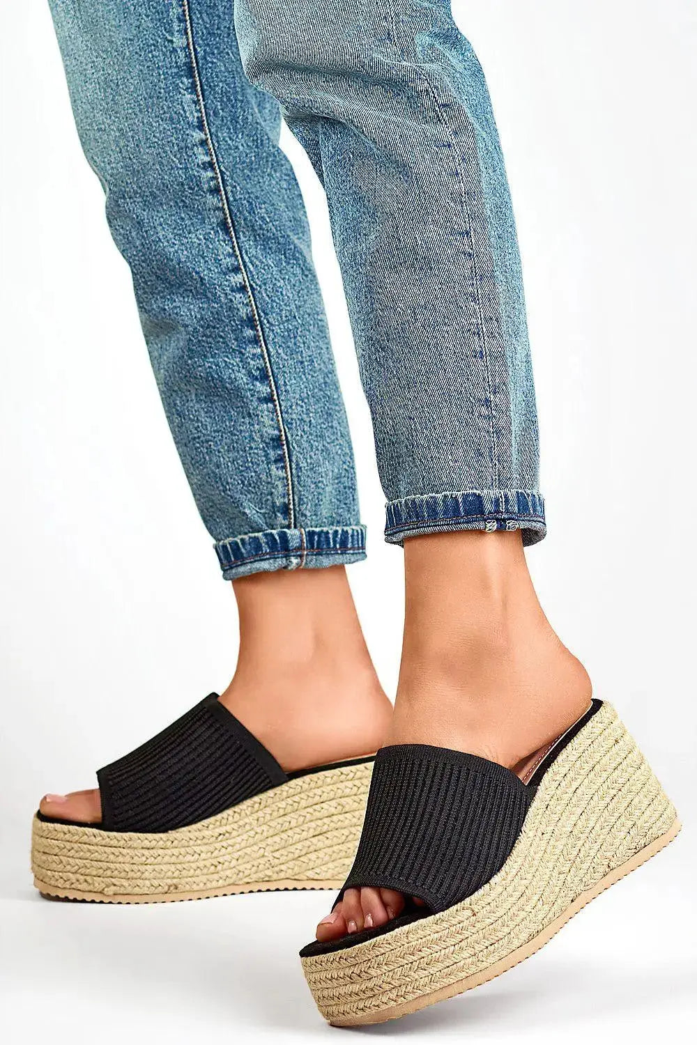 Flip-flops model 197983 PRIMO  Adomoo