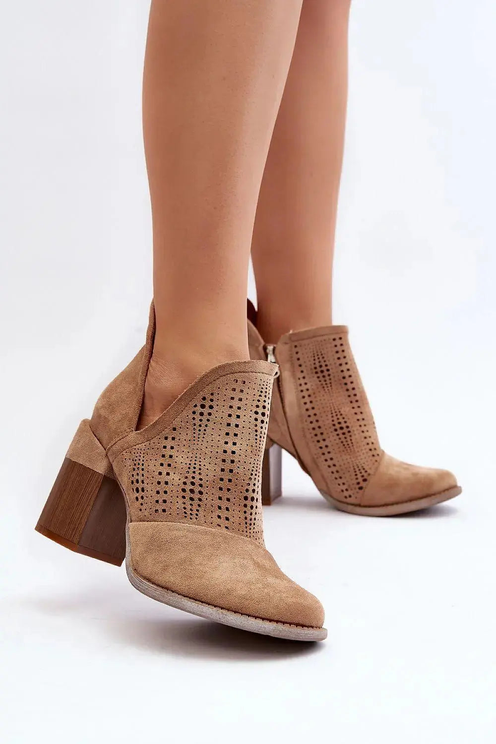 Step in style Women's boots made of eco-suede  Adomoo