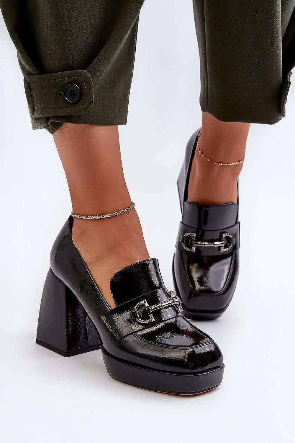 Heeled low shoes model 196316 Step in style  Adomoo