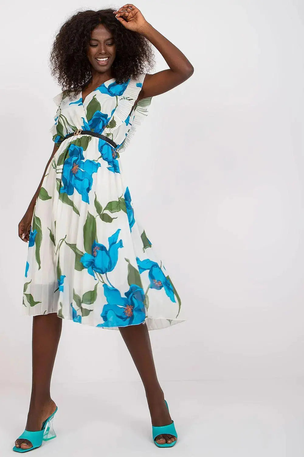 Italy Moda Pleated summer dress for many occasions, with short ruffle sleeves.  Adomoo