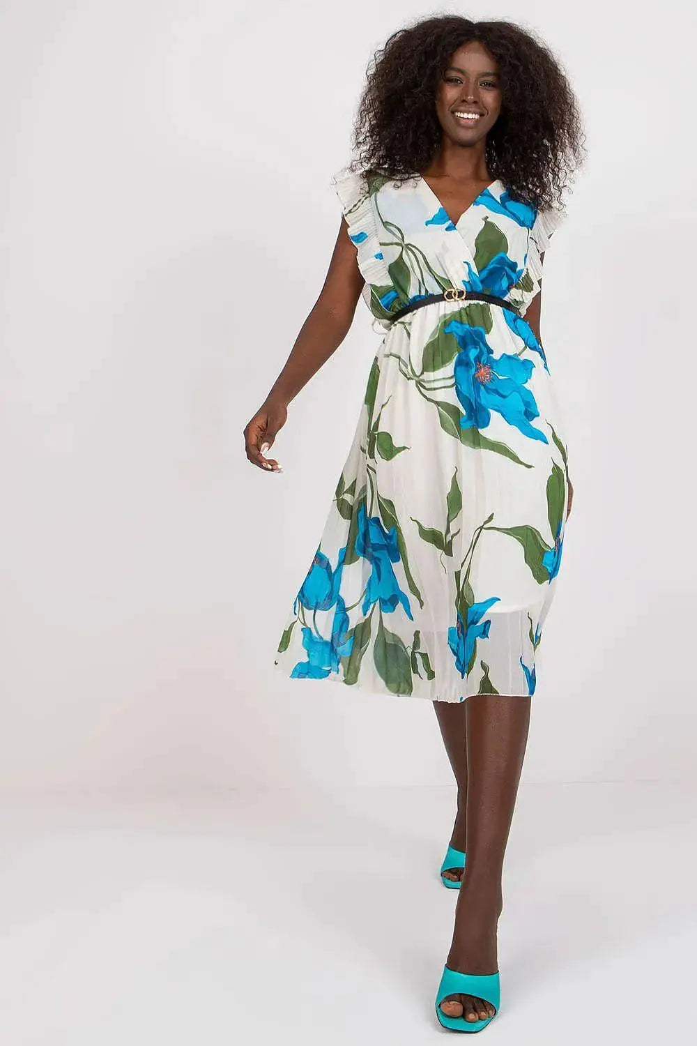 Italy Moda Pleated summer dress for many occasions, with short ruffle sleeves.  Adomoo