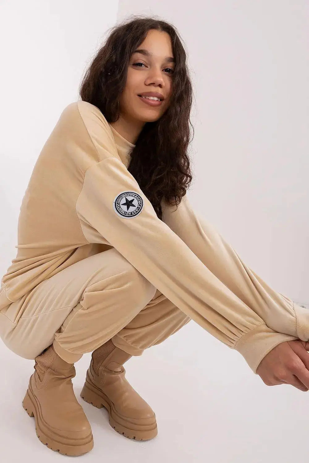 Italy Moda velour knit elegant and feminine sweatshirt  Adomoo