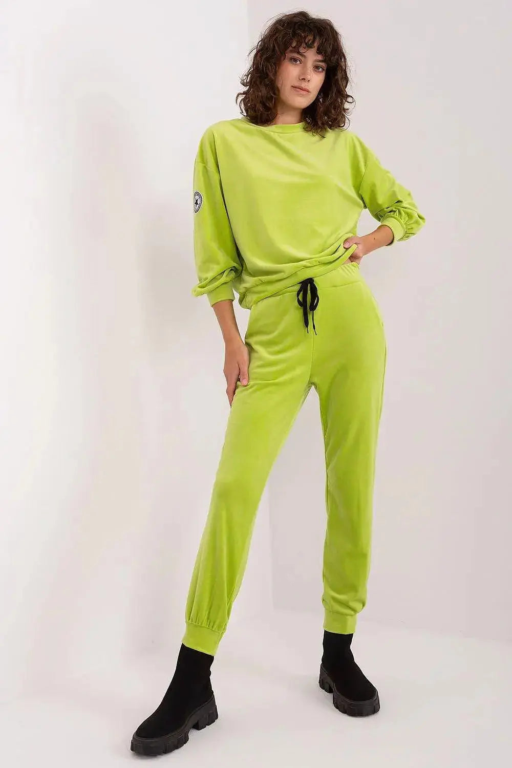 Italy Moda velour knit elegant and feminine sweatshirt  Adomoo