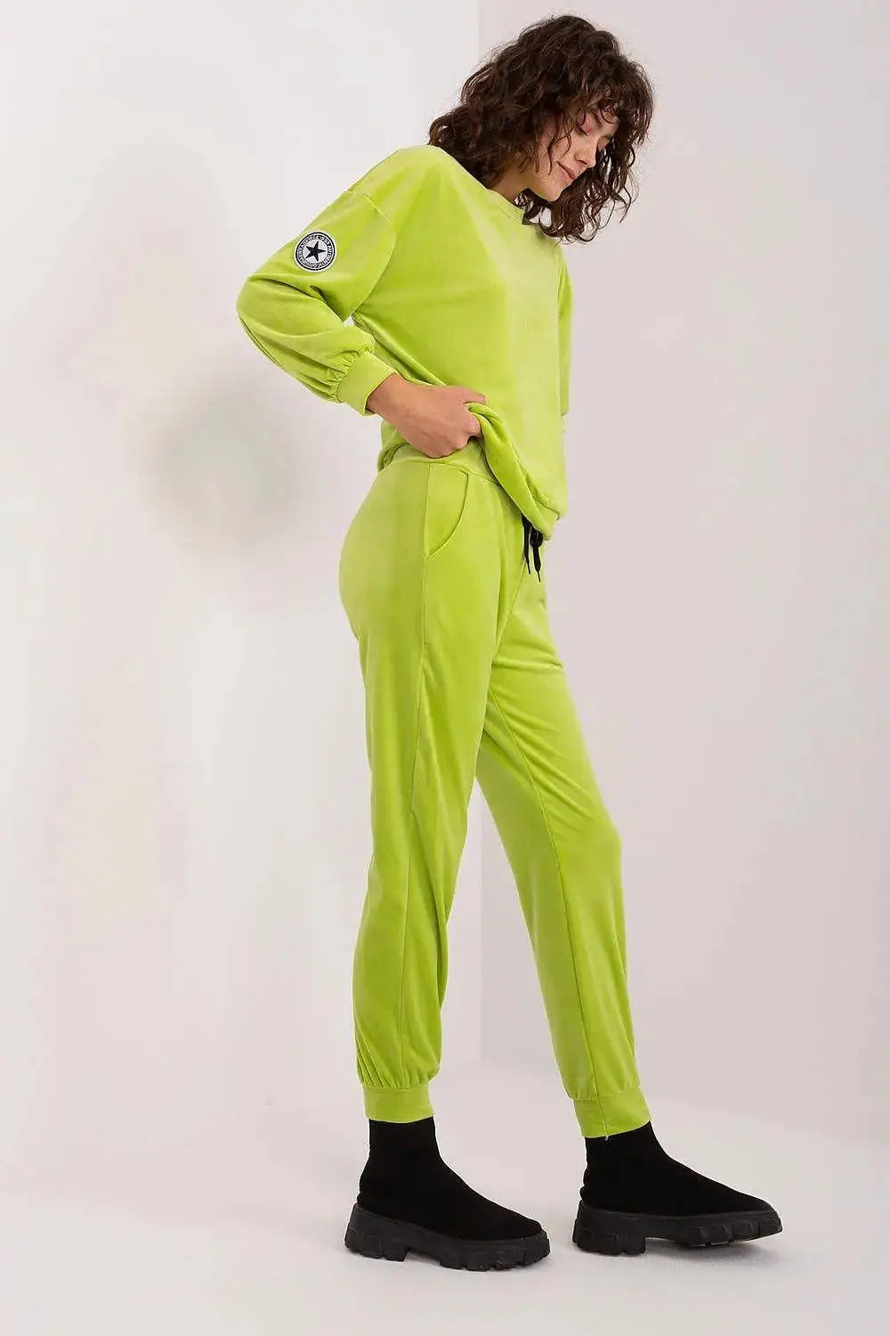 Italy Moda velour knit elegant and feminine sweatshirt  Adomoo