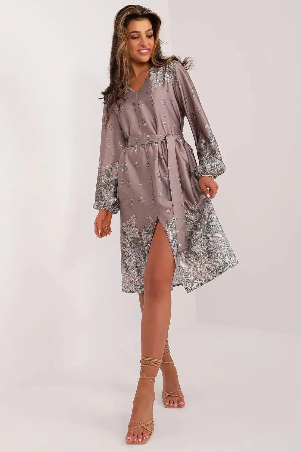 Lakerta cocktail dress with an elegant expression, ideal for many occasions  Adomoo