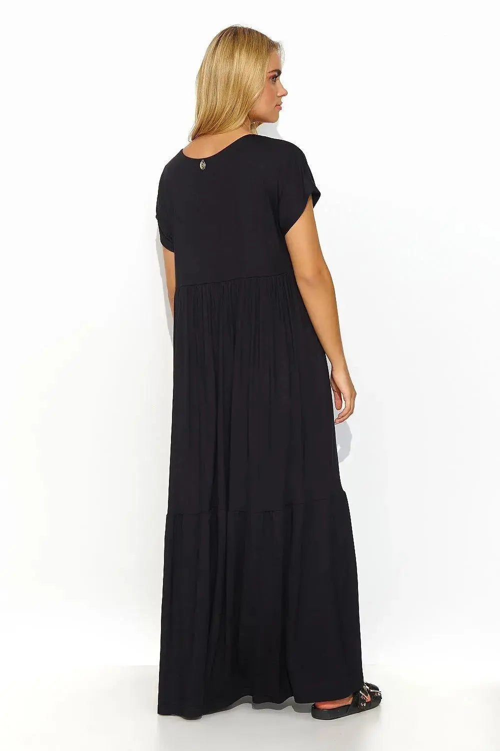Makadamia airy, casual and fashionable maxi dress  Adomoo