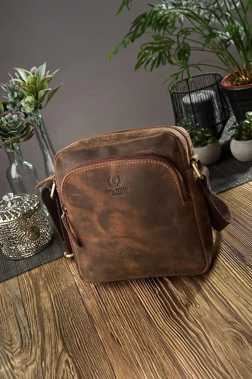 Natural leather bag model 191536 Galanter  Adomoo