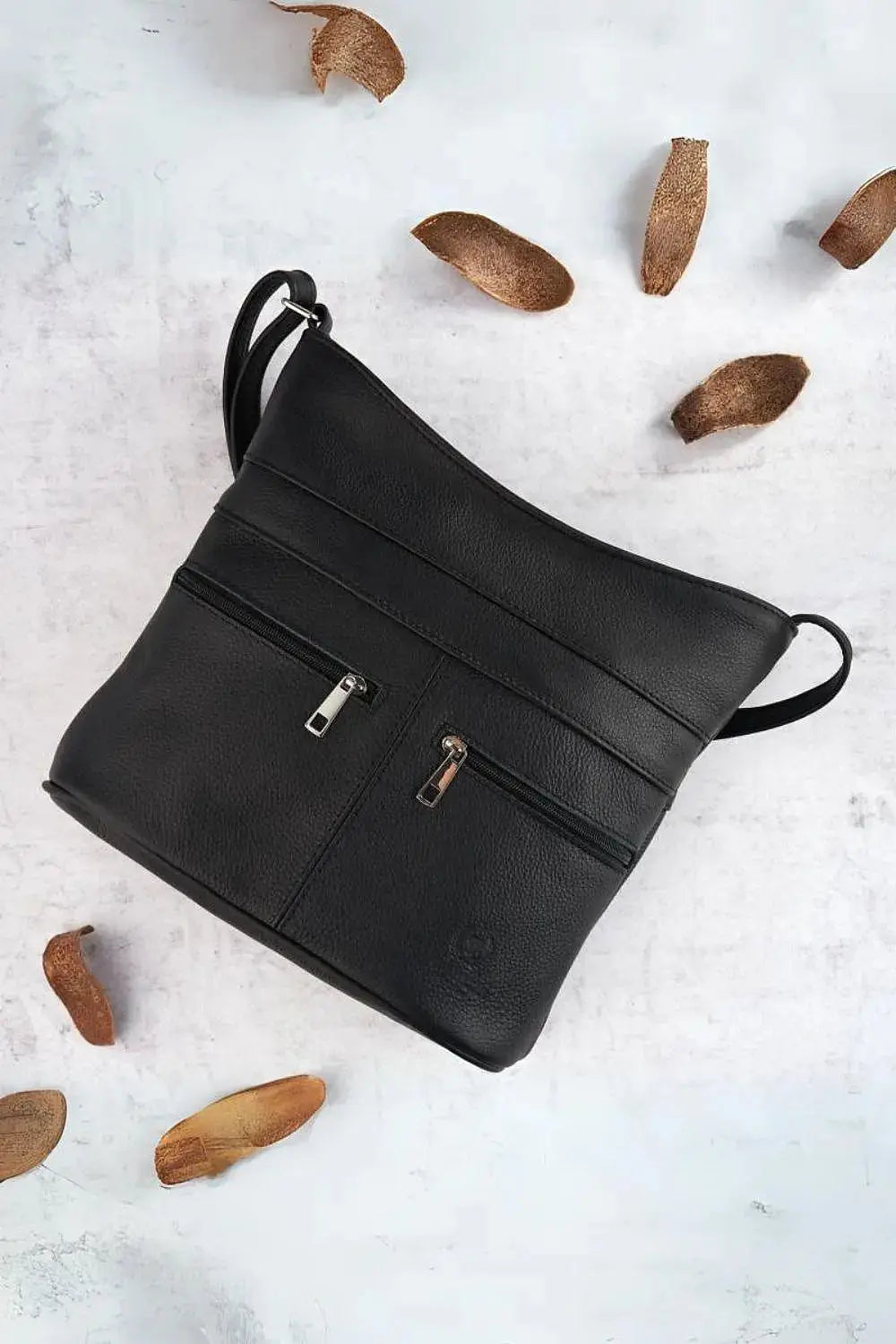 Natural leather bag model 193248 Galanter  Adomoo