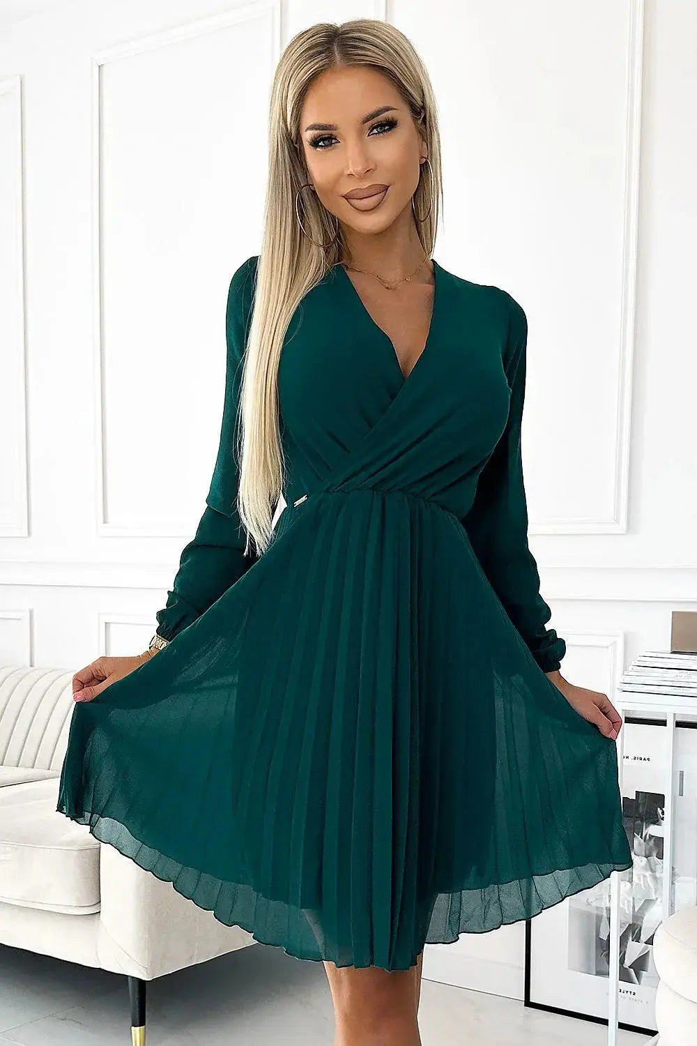 Numoco Pleated chiffon dress with neckline and long sleeves  Adomoo