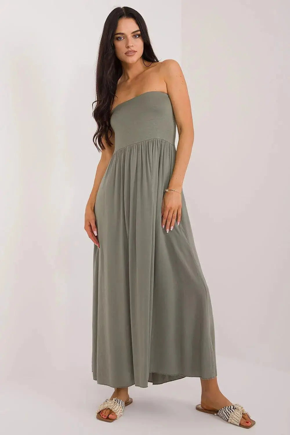 Och Bella smooth, solid material casual maxi skirt  Adomoo