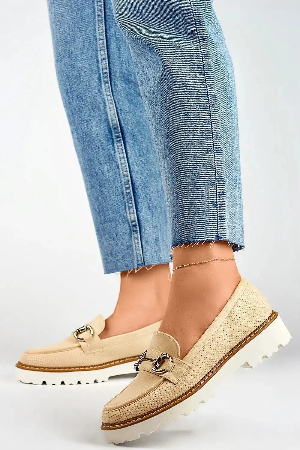 PRIMO elegance white shade low shoes  Adomoo