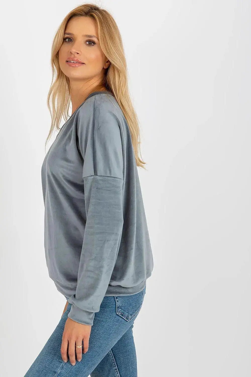 Relevance casual styling velour sweatshirt  Adomoo