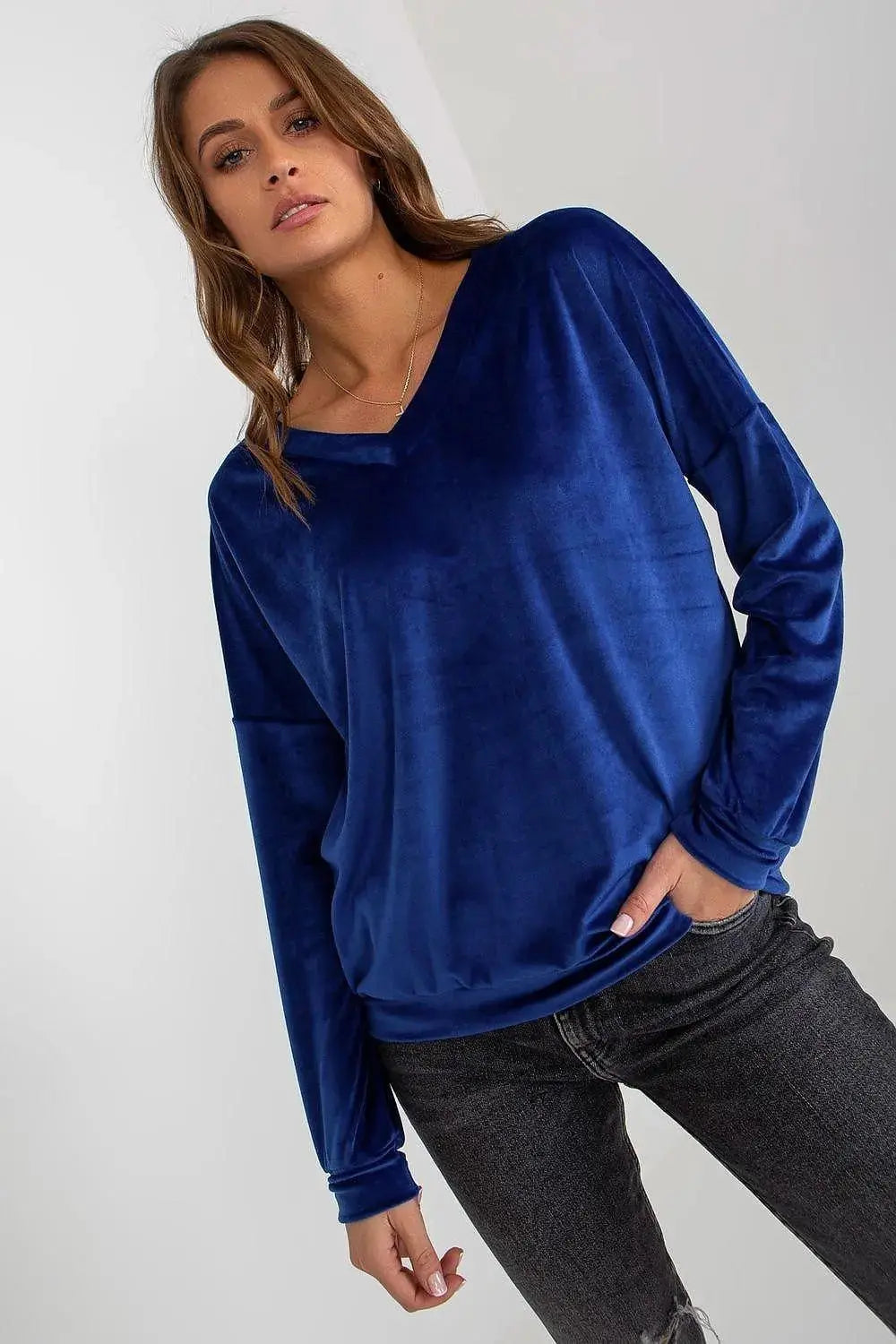 Relevance casual styling velour sweatshirt  Adomoo