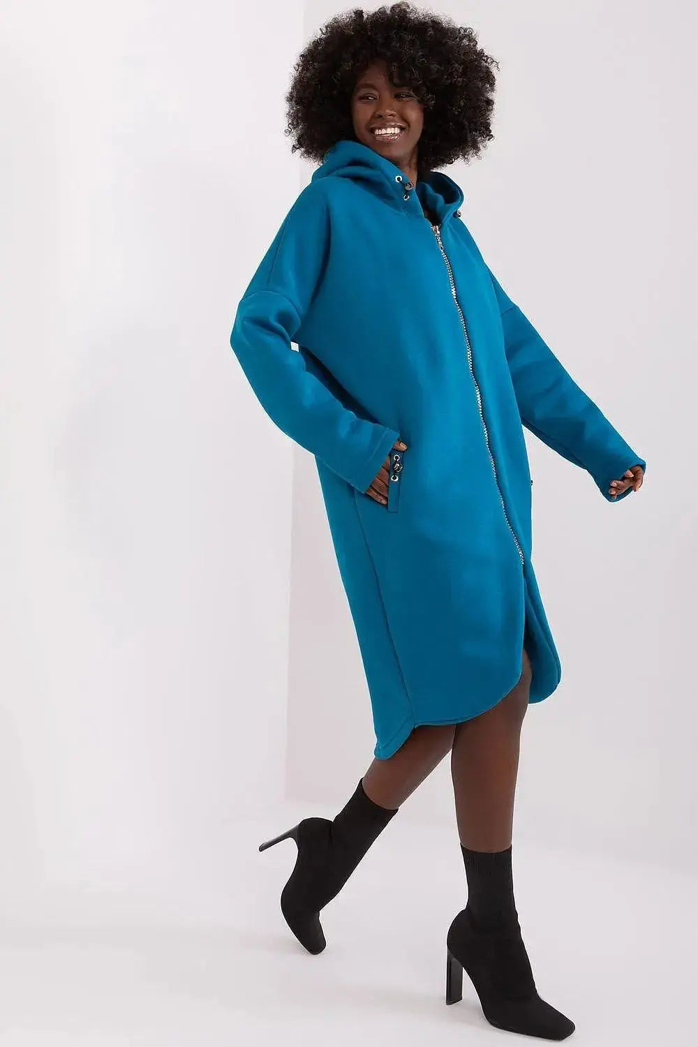 Relevance sporty style extended sweatshirt  Adomoo