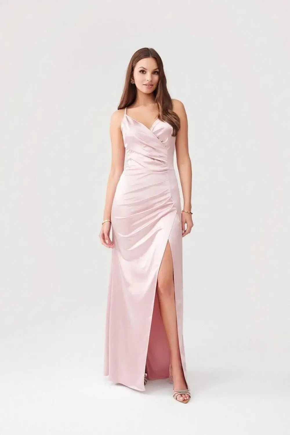 Roco Fashion Lamelia maxi dress with an open back is made of delicate and soft-touch fabric  Adomoo