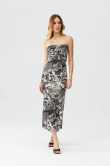 Roco Fashion elastic patterned zuri dress  Adomoo