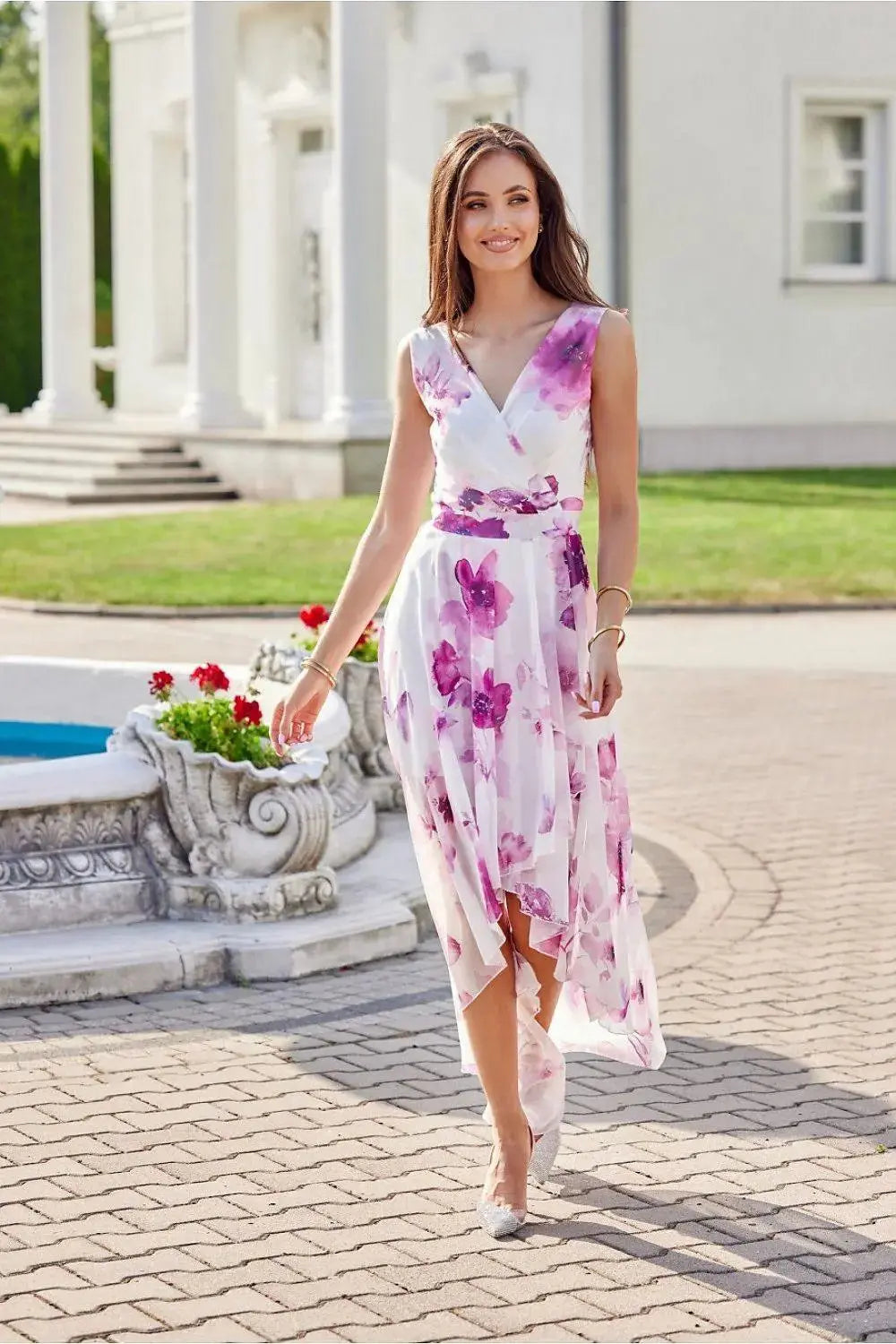 Roco Fashion maxi dress is made of light and delicate chiffon, which will be very comfortable to wear  Adomoo