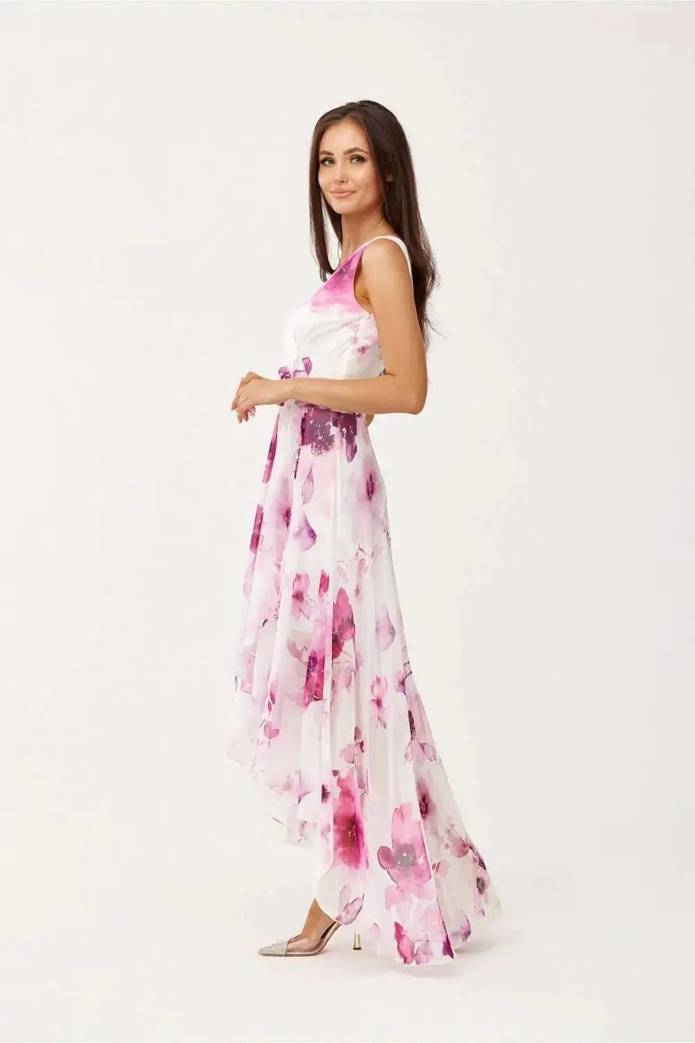 Roco Fashion maxi dress is made of light and delicate chiffon, which will be very comfortable to wear  Adomoo