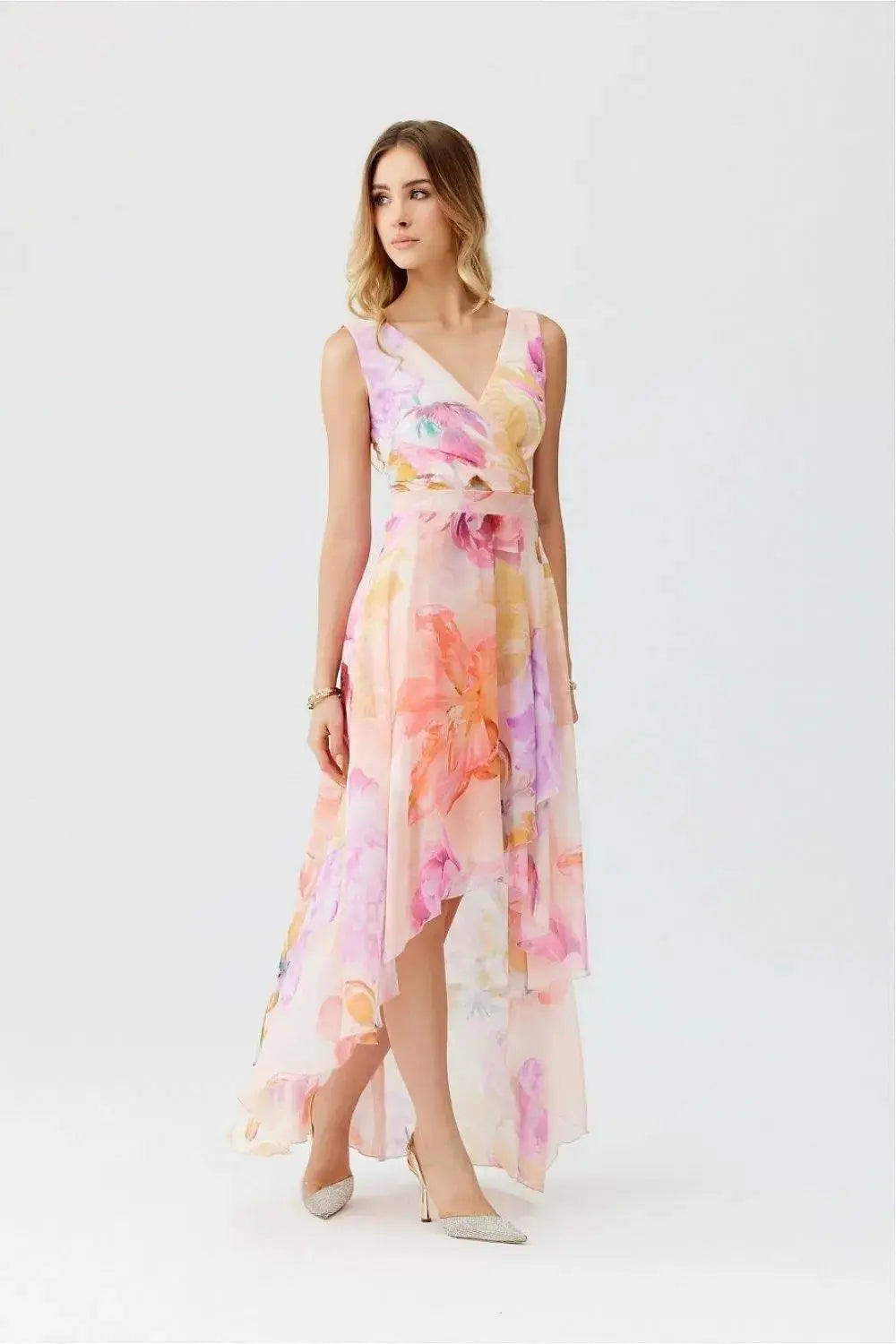 Roco Fashion maxi dress is made of light and delicate chiffon, which will be very comfortable to wear  Adomoo