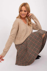 Rue Paris acrylic long sleeve and heart neckline sweater  Adomoo