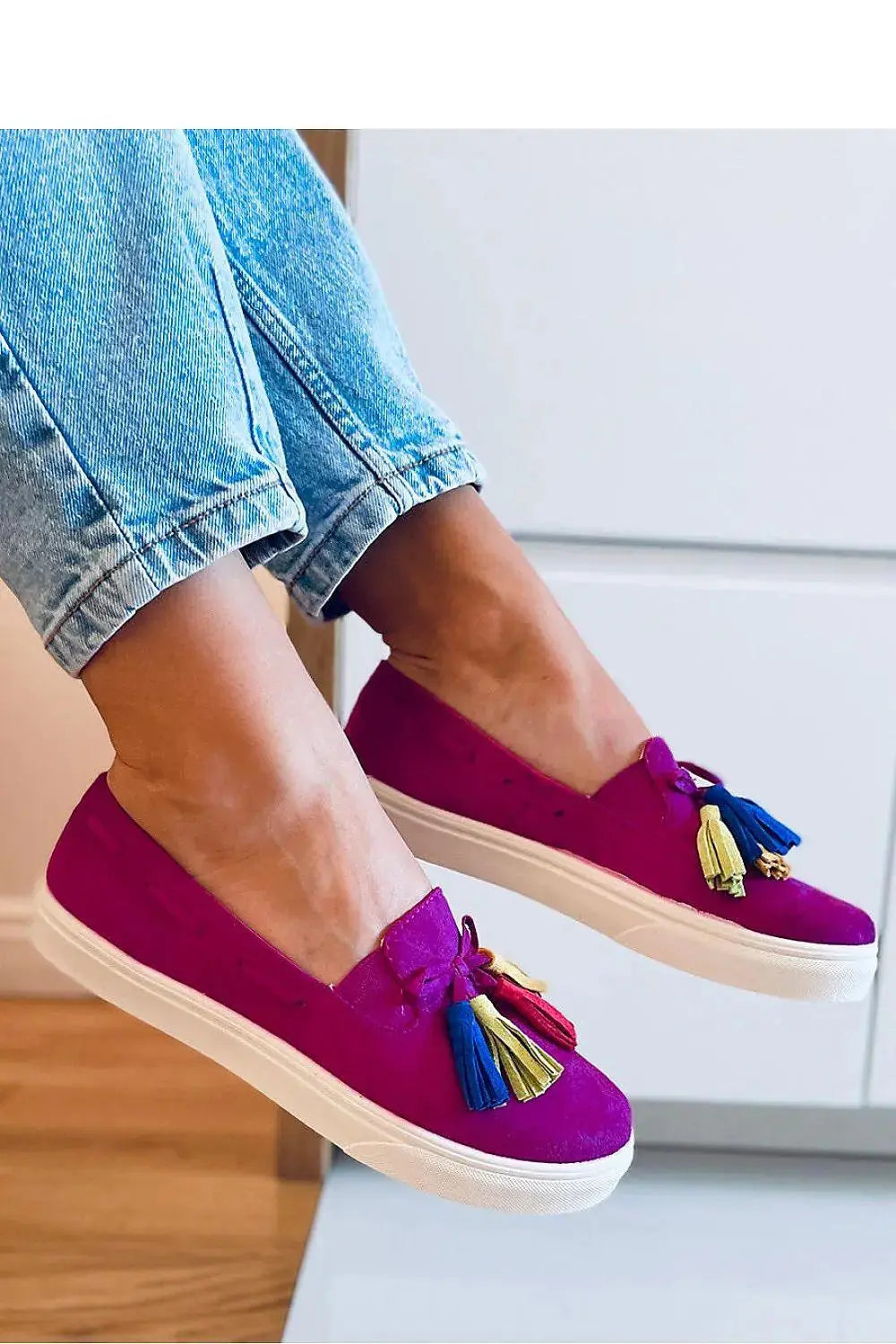 Sneakers model 170660 Inello  Adomoo