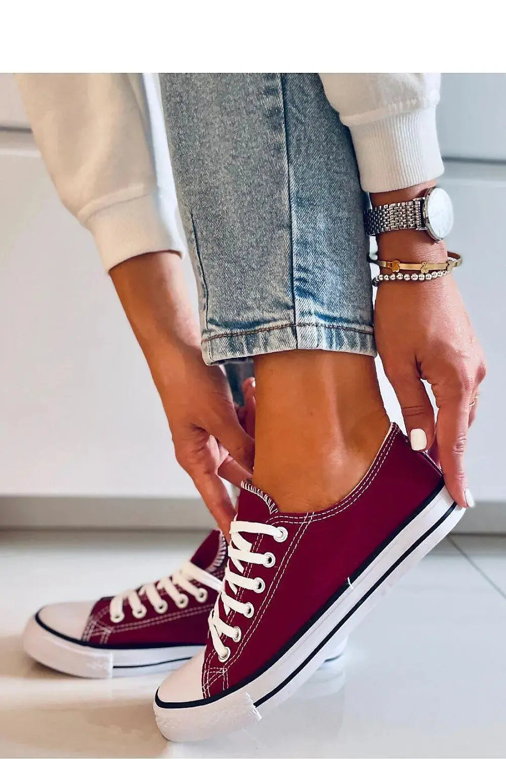 Sneakers model 170661 Inello  Adomoo