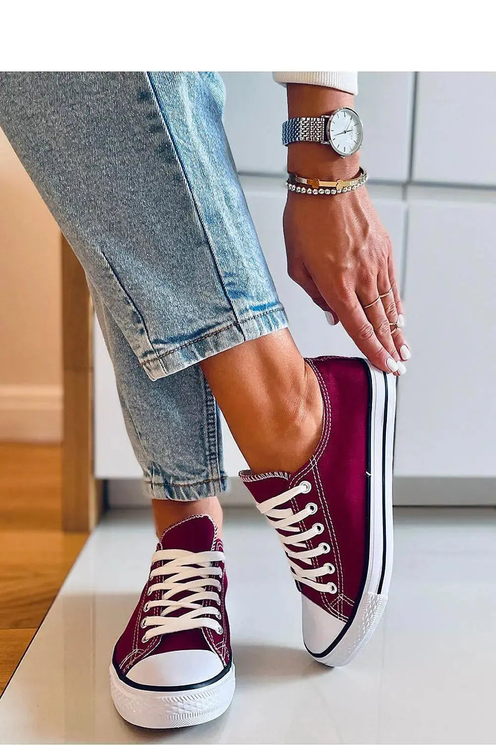 Sneakers model 170661 Inello  Adomoo