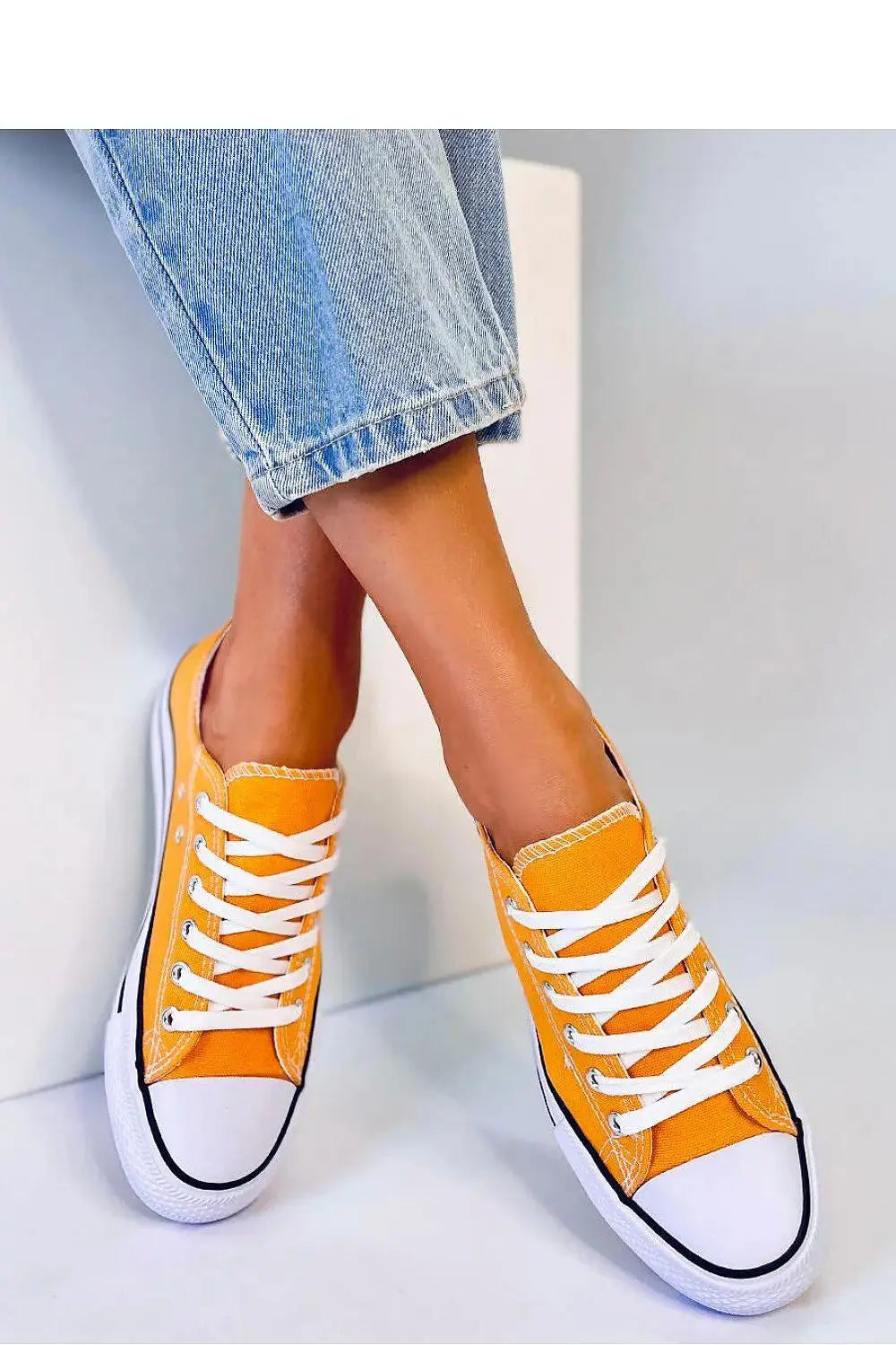 Sneakers model 178740 Inello  Adomoo