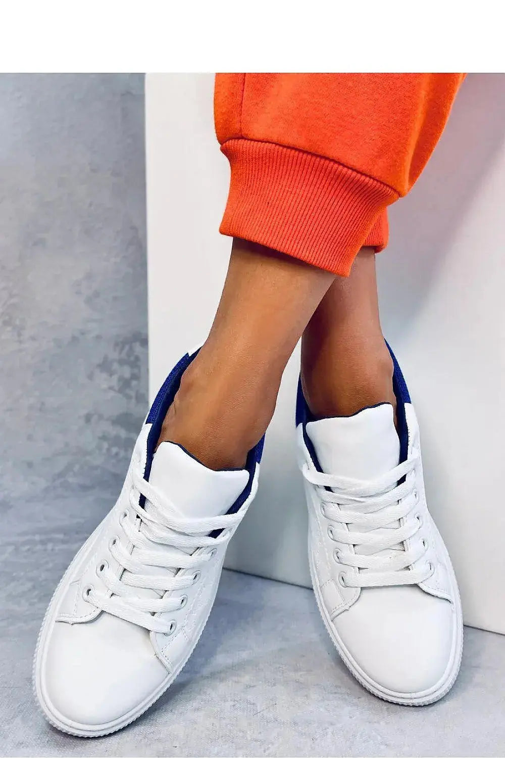 Sneakers model 184279 Inello  Adomoo