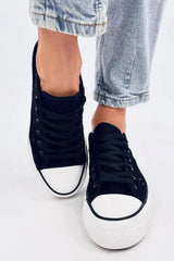 Sneakers model 195555 Inello  Adomoo