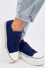Sneakers model 195620 Inello  Adomoo