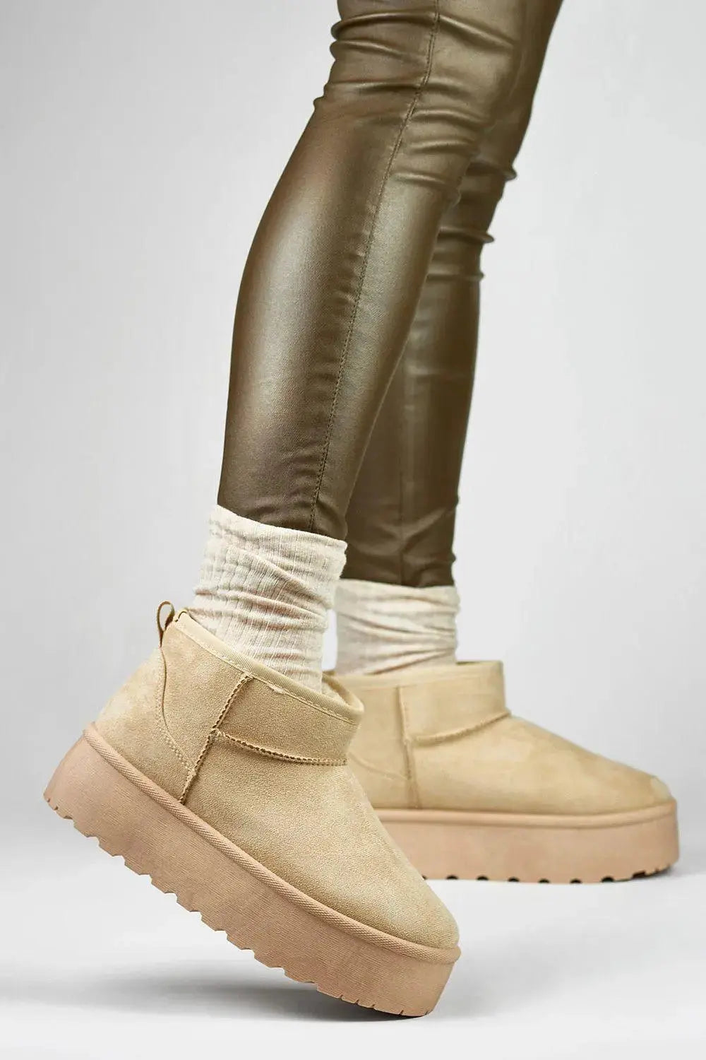 Snow boots model 191310 PRIMO  Adomoo