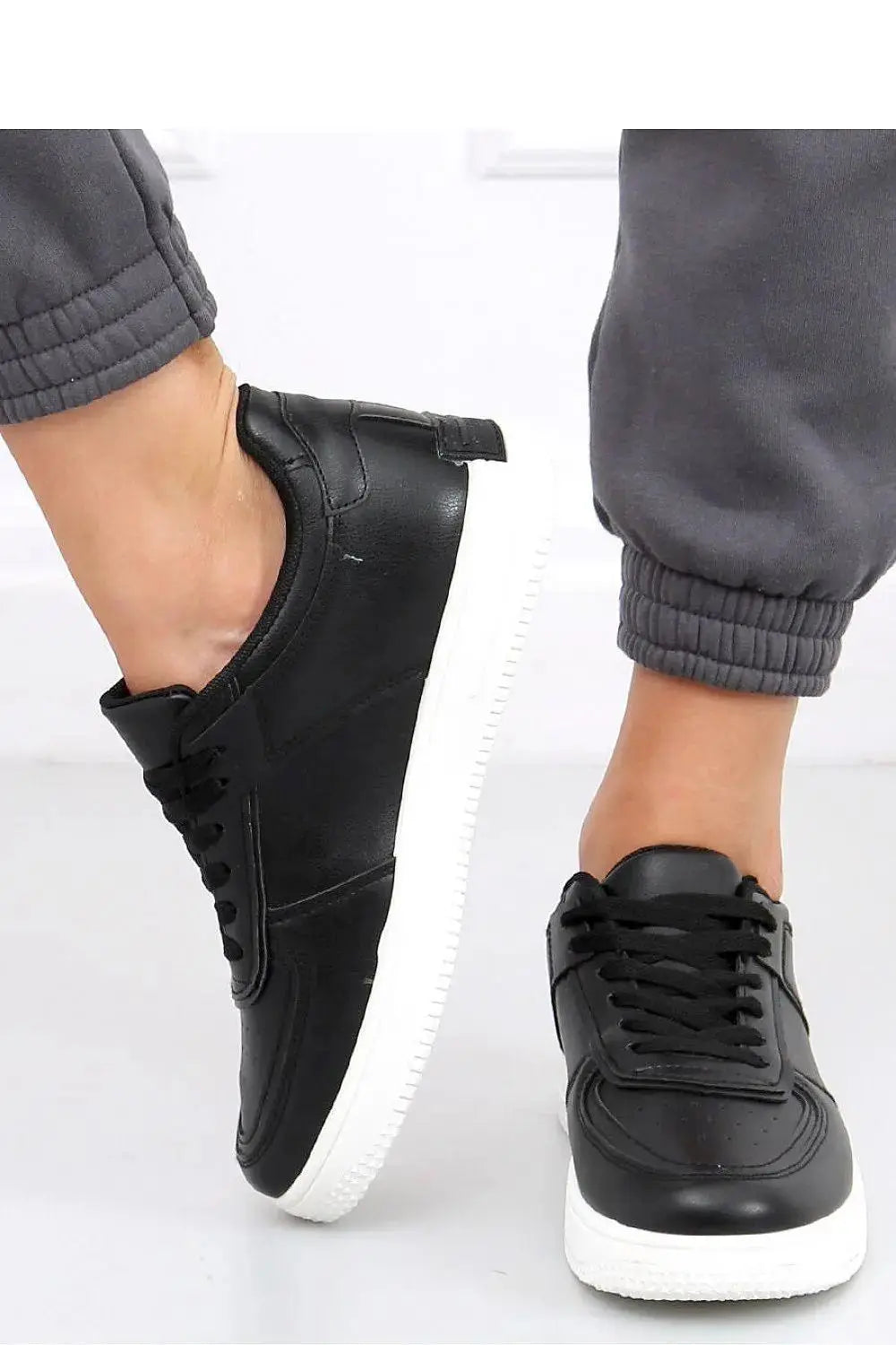 Sport Shoes model 164907 Inello  Adomoo