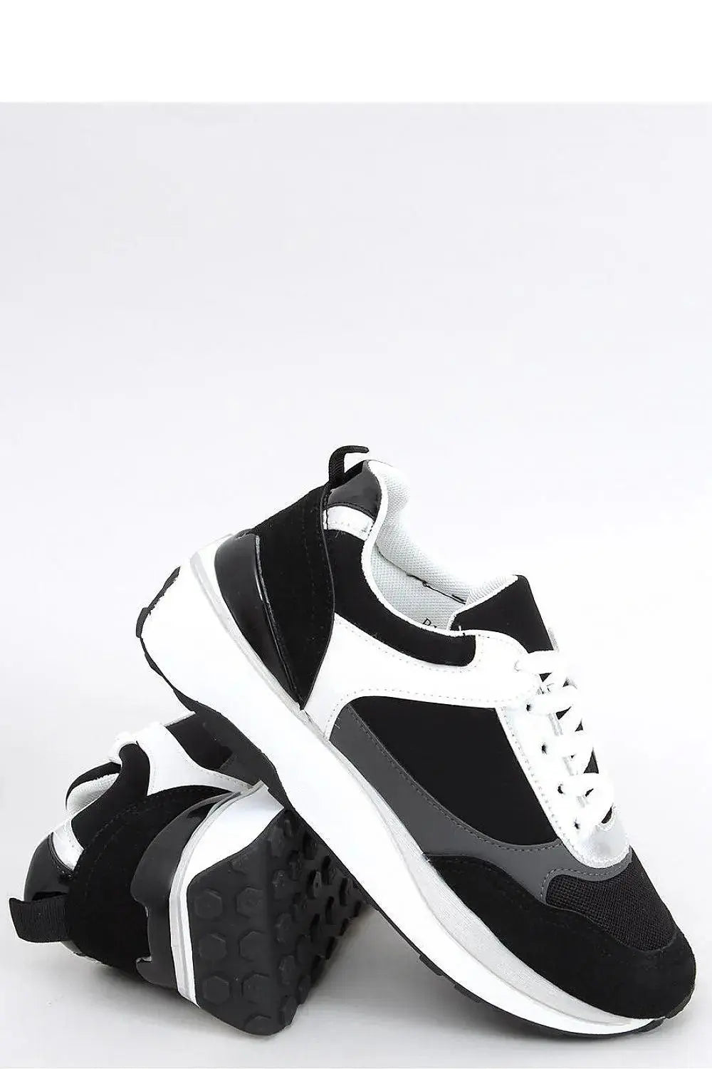 Sport Shoes model 165510 Inello  Adomoo