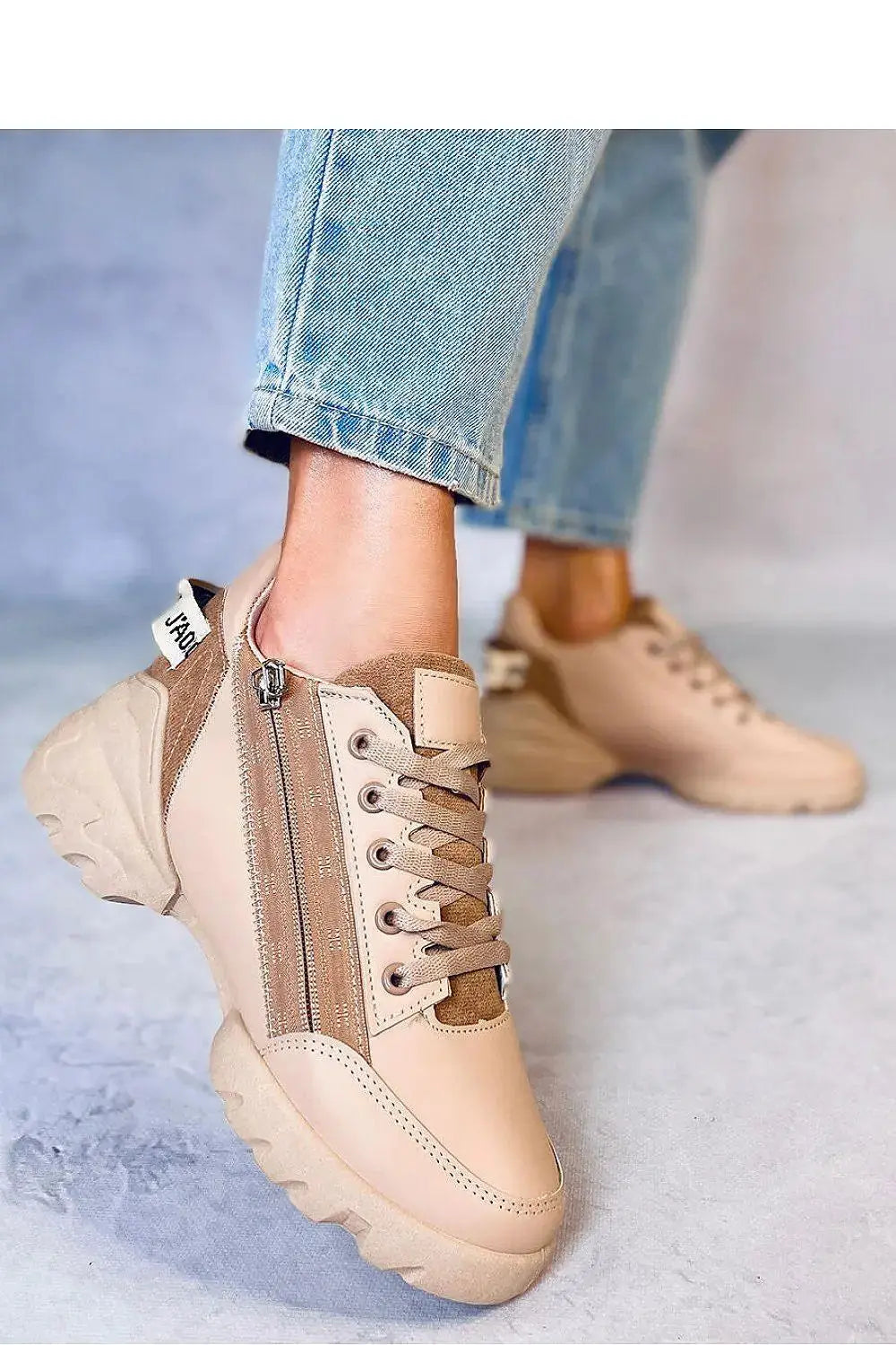 Sport Shoes model 177779 Inello  Adomoo