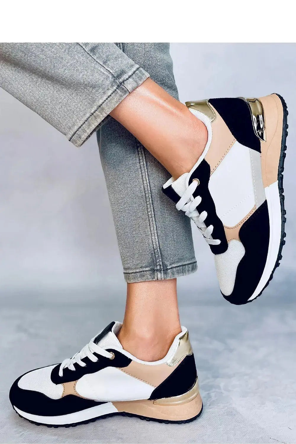 Sport Shoes model 178836 Inello  Adomoo