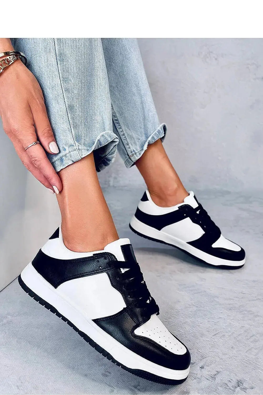 Sport Shoes model 184224 Inello  Adomoo